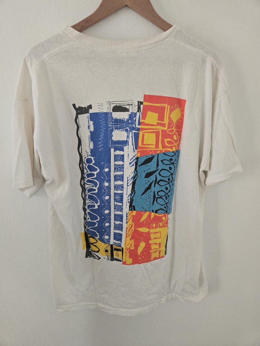 Vintage Jantzen Abstract Graphic T Shirt Mens Large White USA Naturally Distress